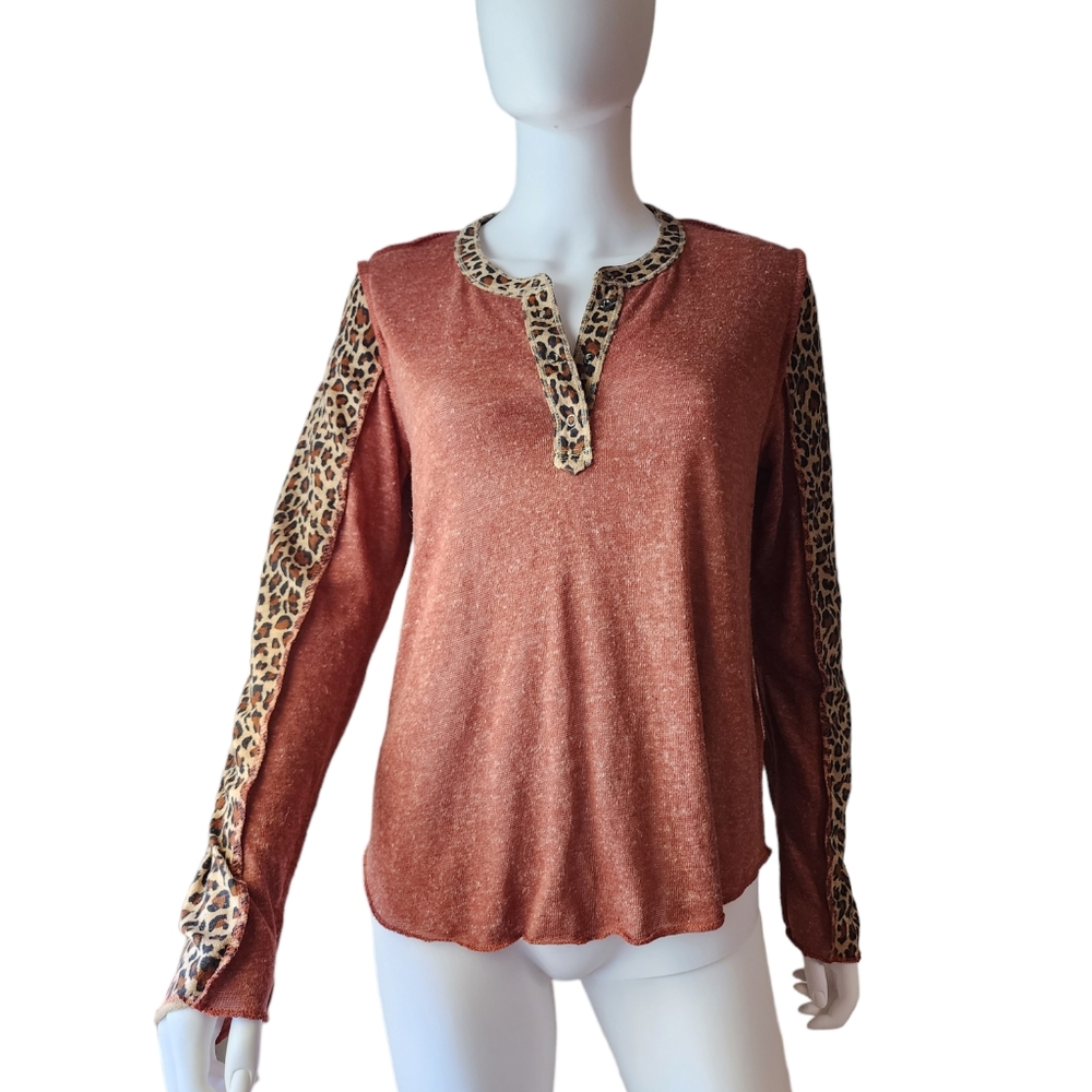 Umgee Leopard & Rust Long Sleeve Top